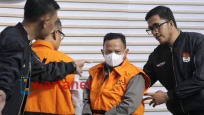 KPK Periksa Karna Suswandi Sebagai Saksi Kunci di Rutan Madaeng,Yang Terlibat Kasus Korupsi di Situbondo Terus Disidik dan Dibidik. 