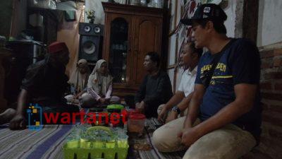 Ketua Umum LSM SITI JENAR dan Beberapa Tokoh Dan Pengusaha Salurkan Santunan ke Keluarga Korban Tragedi Ponpes Di Besuki